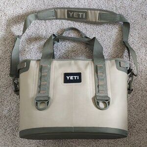Yeti Hopper 20 Soft Cooler - Excellent Condition!
